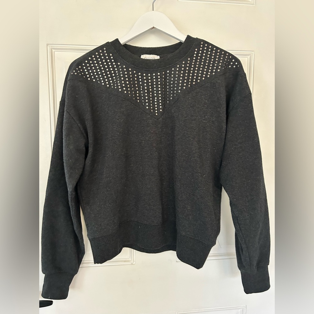 Evereve Black Long Sleeve Pullover with Studded V-Yoke